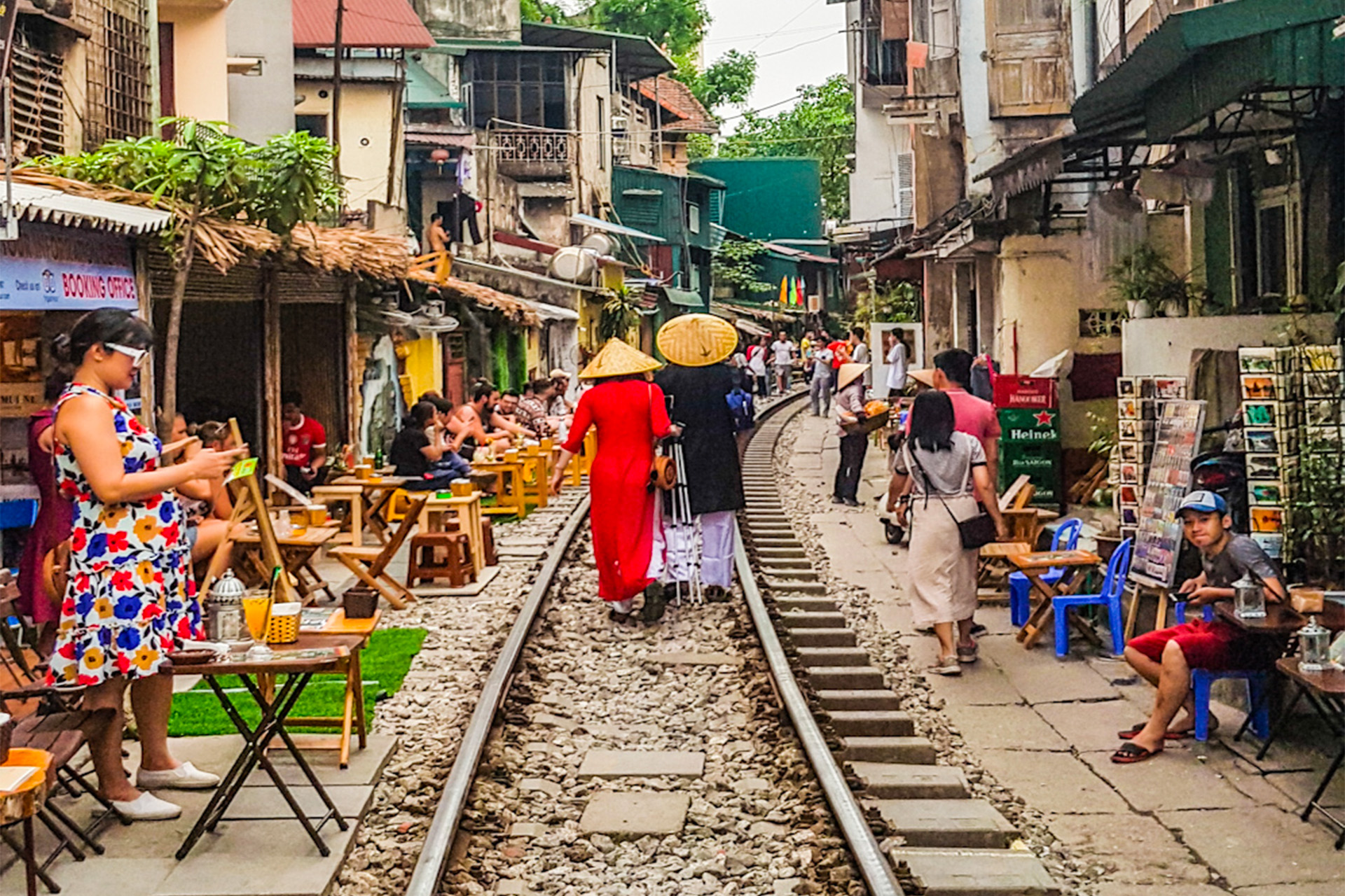 Rue du train à Hanoï